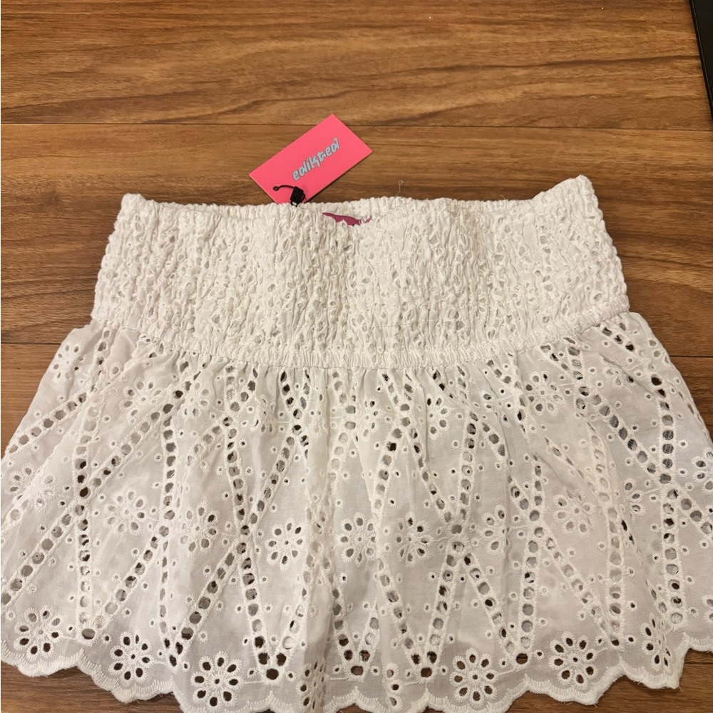 Edikted Lacey Cotton Scrunch Tube Top - Picture 2 of 3